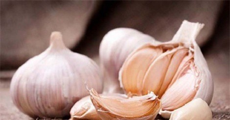 Chưa từng thấy có vụ ngộ độc tỏi từ trước đến nay