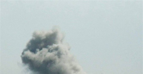 Chùm ảnh: Damascus nghi ngút khói khi quân đội Syria vào đợt tấn công mới