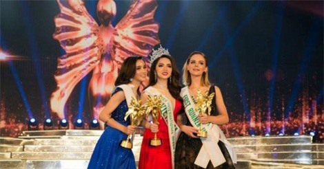 Clip: Vỡ òa giây phút Hương Giang đăng quang Hoa hậu Chuyển giới quốc tế 2018