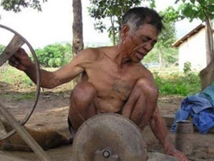 Nghề rèn truyền thống của người Tơ Đrăh