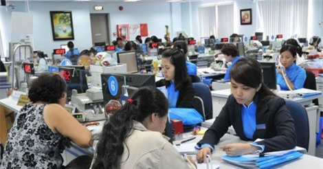 Vốn hóa Eximbank 'bốc hơi' gần 2.400 tỉ đồng sau vụ tiền khách hàng gửi bị mất