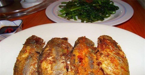 Bí quyết rán cá giòn ngon không phải ai cũng biết