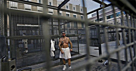 Brazil: Nhóm tội phạm tấn công nhà tù để đồng bọn tẩu thoát