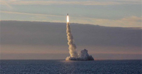 Chiến hạm Nga nã một loạt tên lửa hành trình vào Đông Damascus - Syria