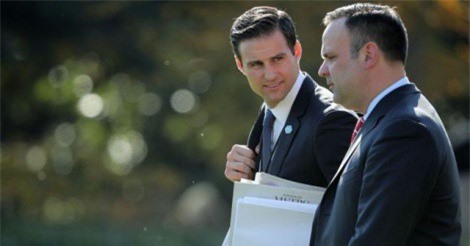 Trợ lý lâu năm của ông Trump bị sa thải khỏi Nhà Trắng