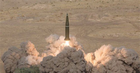 Nga mang tên lửa đạn đạo đi tập trận khiến NATO “lạnh gáy”