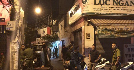 Thanh niên gục trước cửa nhà sau tiếng súng  tại TP.HCM