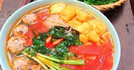 10 phút có ngay món bún mọc đậu thịt bò thơm ngon cho bữa sáng