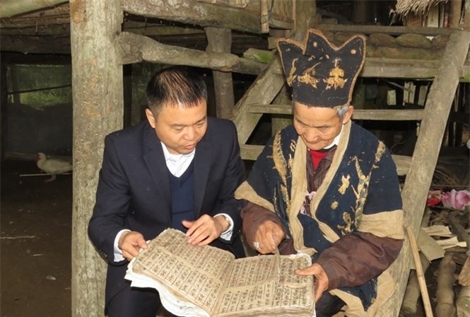 Kỳ lạ tục cúng ma của người Sán Chay