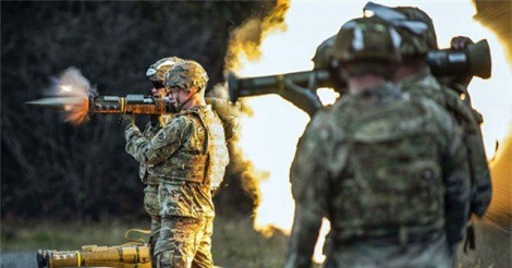 Soi dàn vũ khí “bất ly thân” của lính Mỹ trên chiến trường