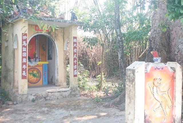 Kỳ lạ ngôi miếu 500 tuổi bị bom đạn dội vẫn không đổ ở Đà Nẵng