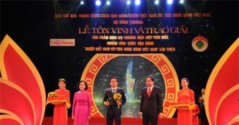 Petrolimex Aviation đoạt giải thưởng “Top doanh nghiệp thương hiệu Việt tiêu biểu”