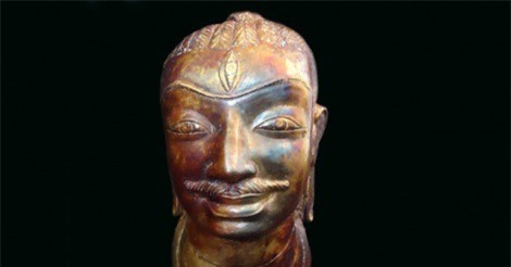 Ám ảnh lời nguyền của tượng cổ bằng vàng biến cả làng phút chốc thành đại gia