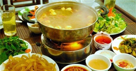 Cẩn trọng với những loại rau dễ gây độc khi dùng ăn lẩu