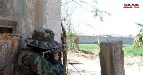 Chùm ảnh: Quân đội Syria cày nát pháo đài của phiến quân ở Đông Ghouta