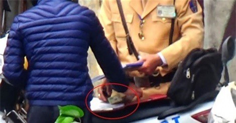 Kết luận 3 vấn đề vụ CSGT Hà Nội nhận tiền "mãi lộ"