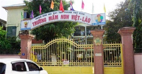 Nghệ An: Nữ sinh viên thực tập bị phụ huynh xông vào trường đánh nhập viện