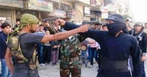 Bắc Syria hỗn loạn vì phiến quân lao vào huyết chiến lẫn nhau 