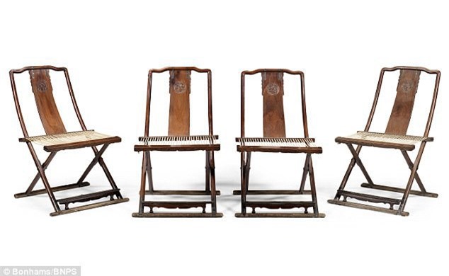 Bộ ghế gỗ sưa 370 năm tuổi trị giá gần 170 tỷ đồng