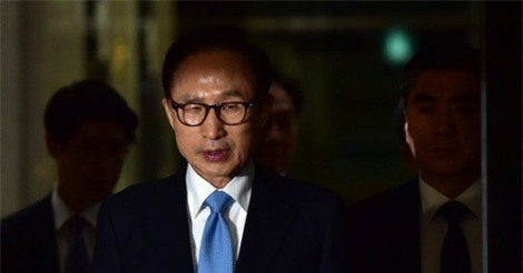 Hàn Quốc: Cựu Tổng thống Lee Myung-bak bị bắt giữ khẩn cấp 