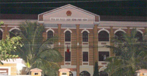  Kế toán tòa án tỉnh Phú Yên bị khởi tố vì tham ô tiền tỷ