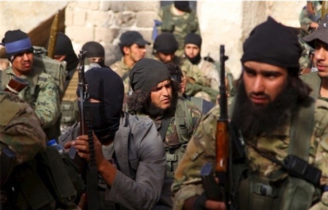 Kiệt sức, phiến quân Syria phải xuống nước hứa ngừng chống đối quân đội 