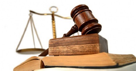 Phụ huynh vu khống, bắt giáo viên rồi hành hung bị phạt 200 nghìn đồng