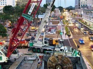 Quỹ của Standard Chartered muốn mua Tat Hong Holdings