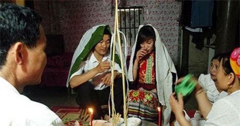 Trộm vợ - hôn nhân 'đi tắt' kỳ lạ ở miền Tây xứ Nghệ