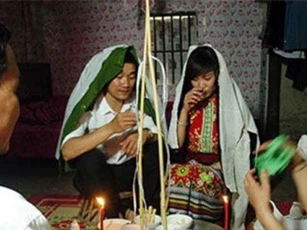 Trộm vợ - hôn nhân 'đi tắt' kỳ lạ ở miền Tây xứ Nghệ