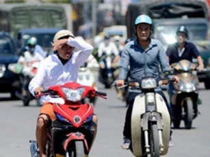 DỰ BÁO THỜI TIẾT (25/3): TP.HCM nắng bỏng rát, Bắc Bộ có sương mù