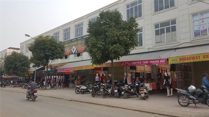 Gia Lâm, Hà Nội: Cty Tân Hùng Minh biến khu liên hợp thể thao thành nơi bán hàng để trục lợi?