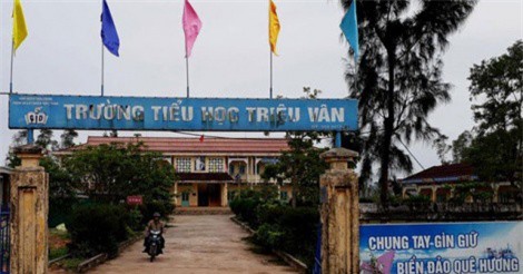 Hiệu trưởng 'ém' tiền ủng hộ học sinh sau sự cố Formosa