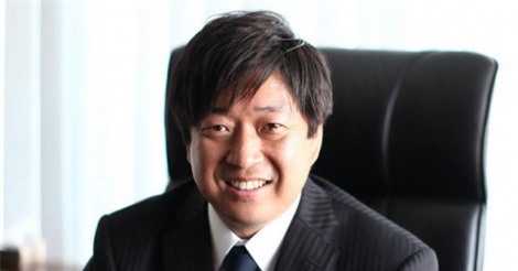 Cự nhân viên ngân hàng trở thành tỷ phú USD nhờ ý tưởng “siêu độc”