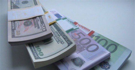 Tỷ giá ngoại tệ ngày 27/3: USD thế giới giảm, trong nước tăng