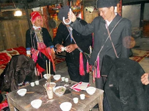 Nghi lễ cưới hỏi của người Dao áo dài ở Hà Giang