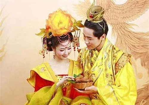 Vị hoàng đế Trung Quốc chung tình nổi tiếng khiến đời sau ngưỡng mộ