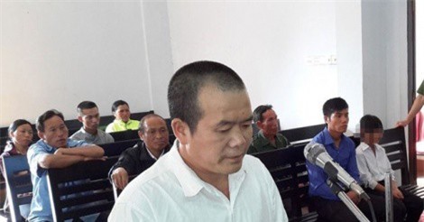 Vừa ra tù vì tội hiếp dâm, lại tiếp tục hại đời bé gái cùng thôn