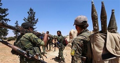 Bị trấn áp trong đói khát, phiến quân chạy về phía quân đội Syria