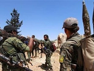 Bị trấn áp trong đói khát, phiến quân chạy về phía quân đội Syria
