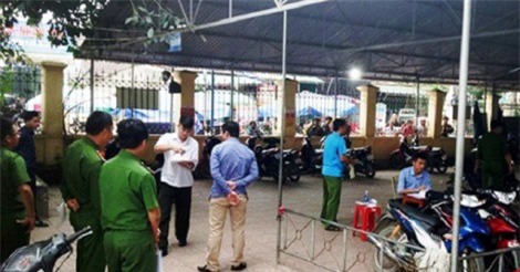 Chồng đâm chết vợ rồi tự sát