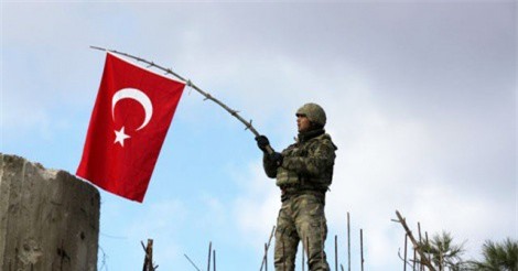 ĐIỂM TIN THẾ GIỚI: Thổ Nhĩ Kỳ sắp chiếm thị trấn chiến lược của Syria, Mỹ tiêu diệt thủ lĩnh cấp cao của Al-Qeada