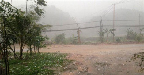 DỰ BÁO THỜI TIẾT (31/3): Bắc Bộ nguy cơ xảy ra mưa đá, Hà Nội âm u