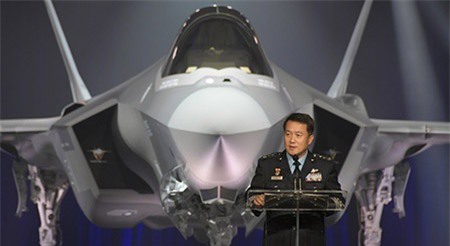 Hàn Quốc: Xuất xưởng chiến cơ tàng hình đầu tiên đặt mua của Mỹ