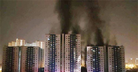 “Vụ cháy chung cư Carina có thể bị dập tắt bởi 1 bình chữa cháy nhỏ”