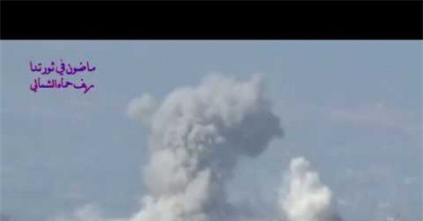 Clip: Không quân Nga dội bom dữ dội trả đũa phiến quân bắn phá ở Hama