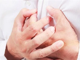 Đau ngực phải - dấu hiệu cảnh báo nhiều bệnh nguy hiểm chớ bỏ qua