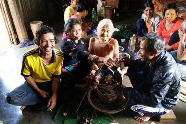 Độc đáo lễ Tơ Mon của người Ba Na ở Gia Lai