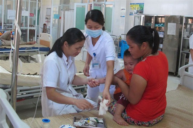 Bộ Y tế trả lời về chứng chỉ hành nghề của y sĩ tuyến huyện