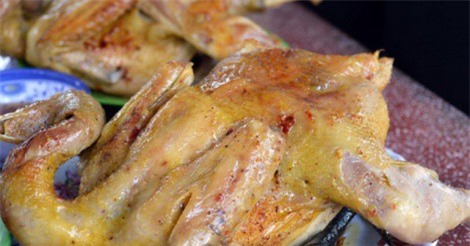 Đến An Giang đừng quên nếm thử đặc sản gà đốt Ô Thum thơm ngon khó cưỡng